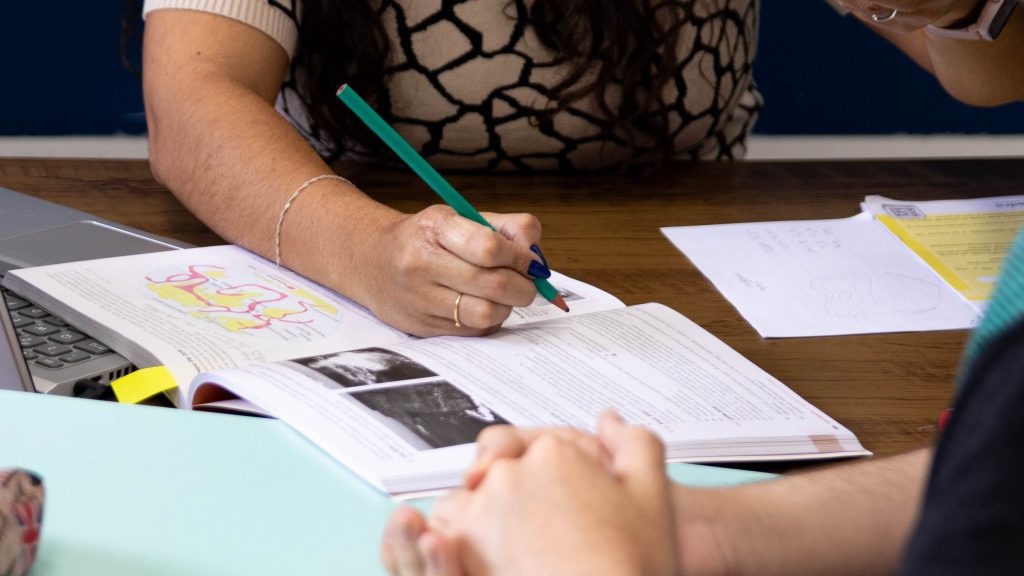 Plantão de dúvidas do Poliedro Guarulhos